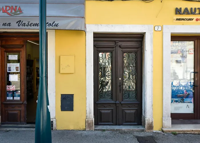 Διαμέρισμα Luxury Sunce *