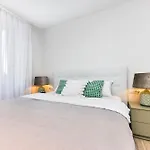 Luxury Sunce 아파트 로비니